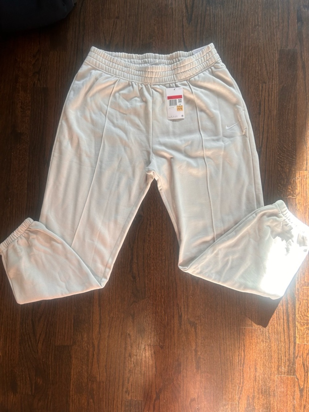 New Nike women’s cream oversized sweatpants